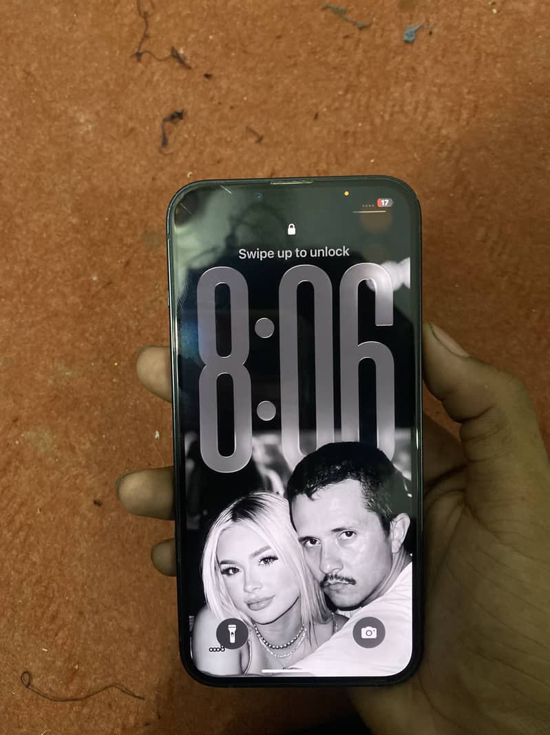 Apple iPhone 13 5