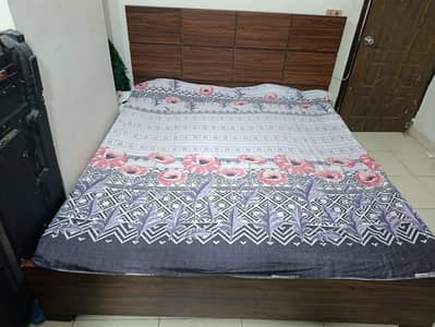 king size bed with mattress for sale on urgent basis