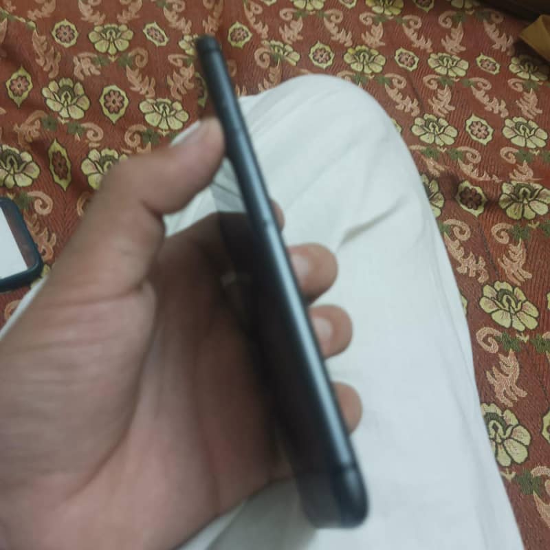 Apple iPhone 8 2