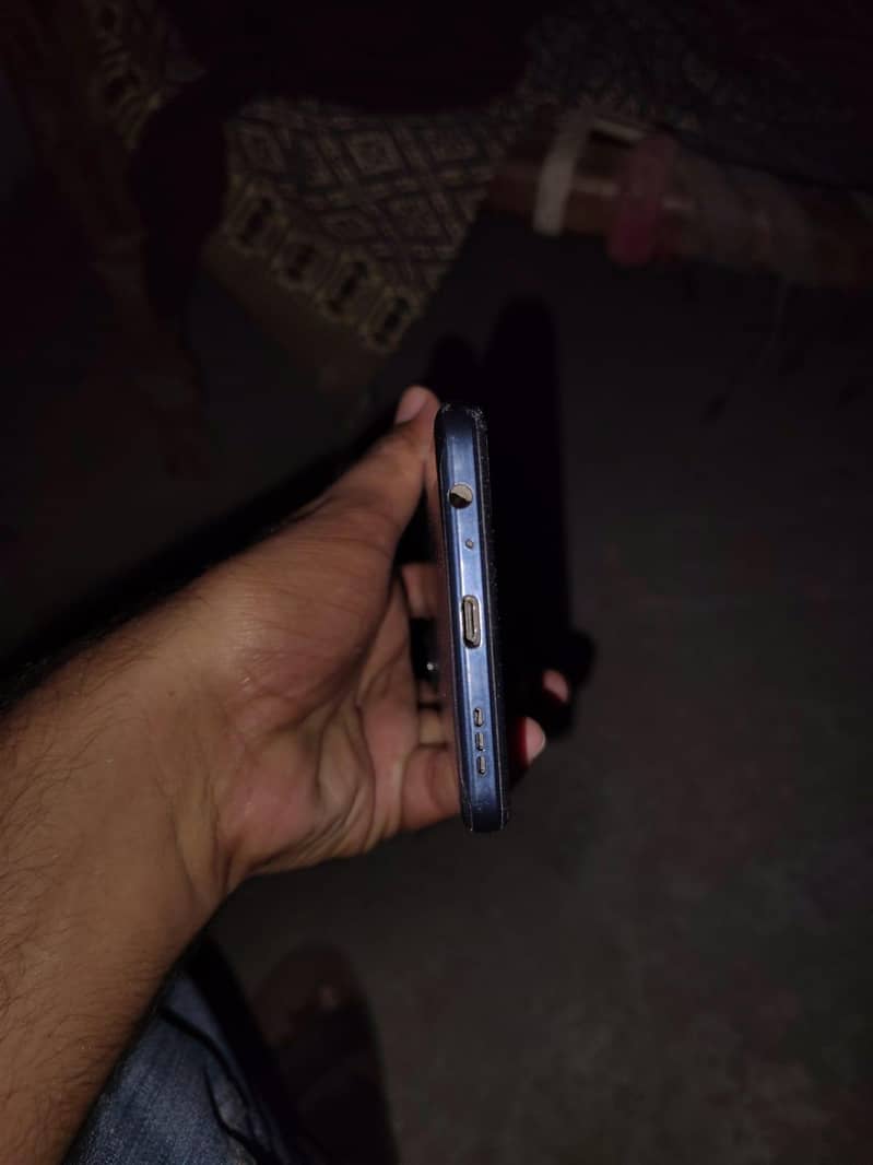Tecno CAMON 18T 1