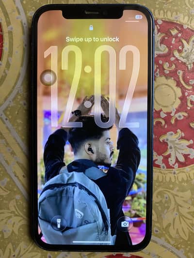 Apple iPhone 12