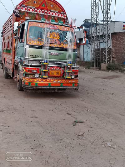 HINO 6 slandar