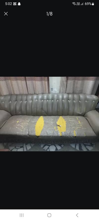 5-seater large size king sofa available for sale in pakistan