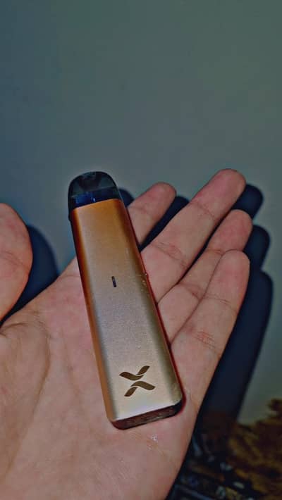 this is a freemax  Rexa Lite pod 1300 mAh battery