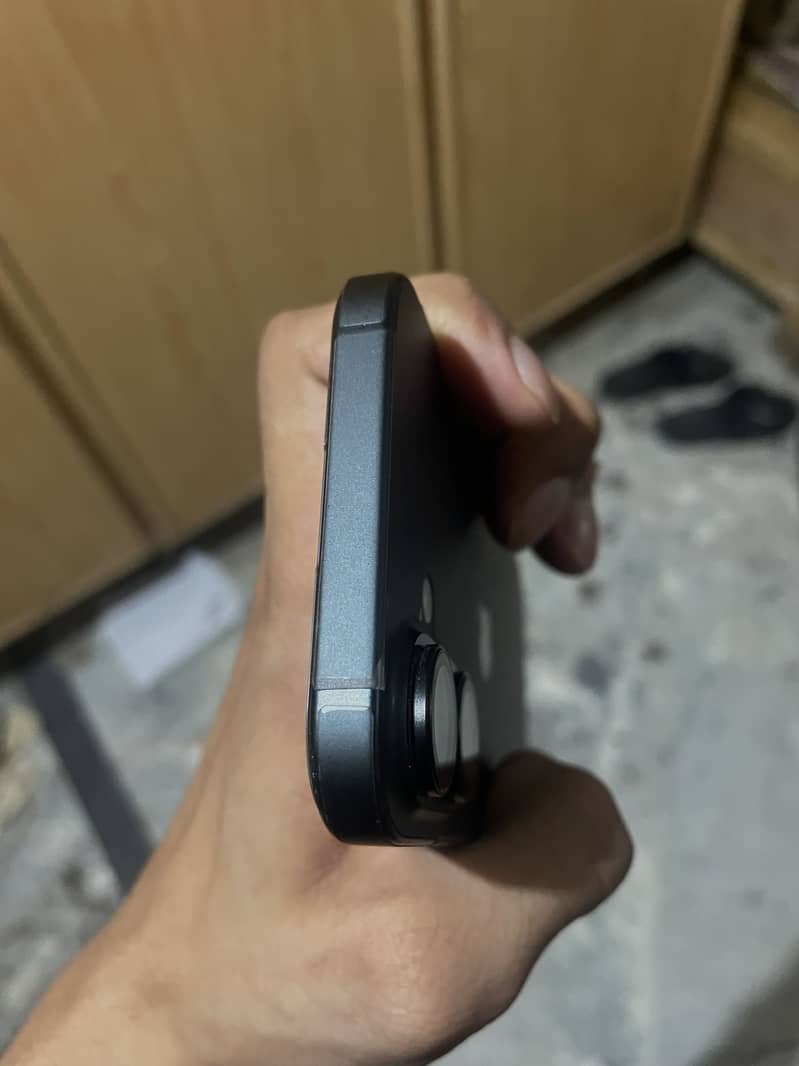 Iphone 16 jv 1