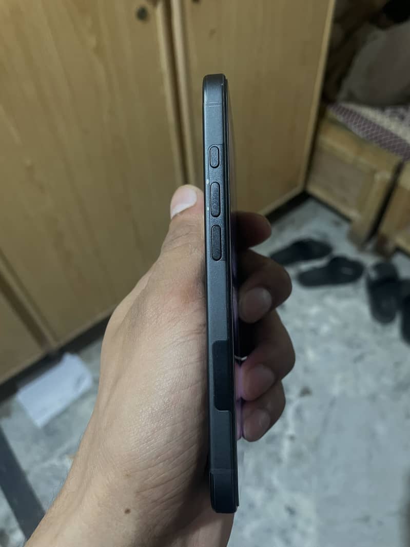 Iphone 16 jv 4