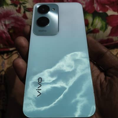 Vivo Y18