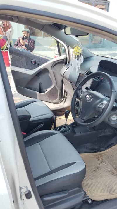 Toyota Vitz 2009