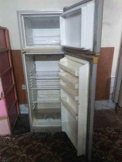 Refrigerator For Sale