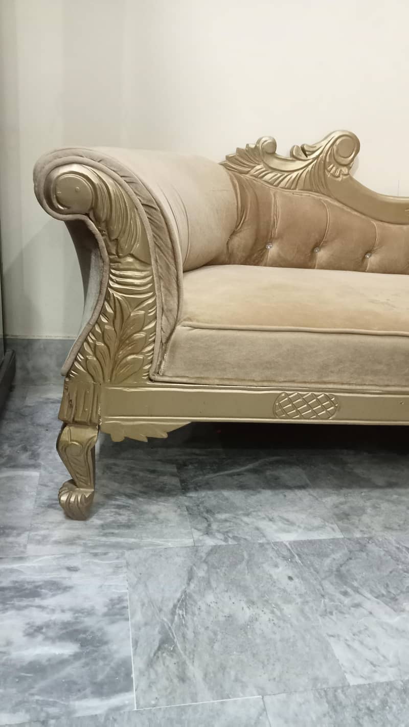 sofa sati 1