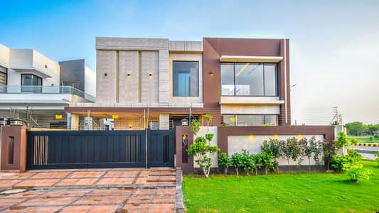 1 KANAL ELEGANT & SUPER HOT LOCATED BUNGALOW NEAR TO RING ROAD IS AVAILABLE IN THE BEST BLOCK OF DHA LAHORE.