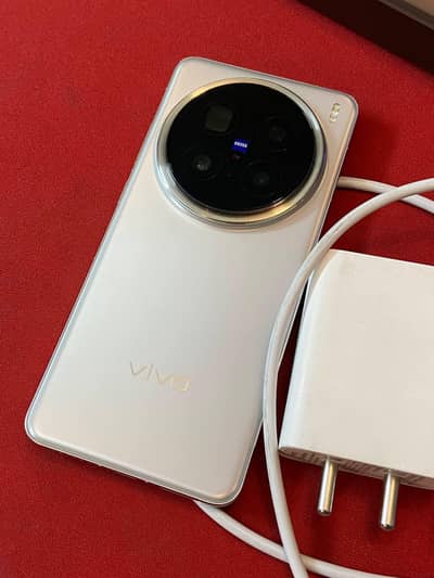 Vivo X200 Pro Urgent Sale