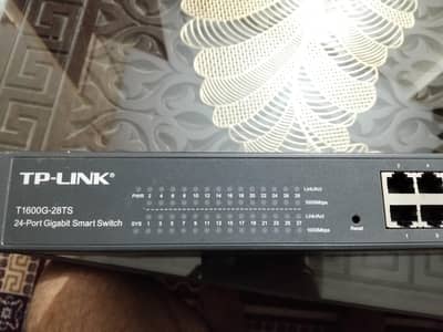 TP-Link 24 Port Gigabit Switch with 4 SFP Slots