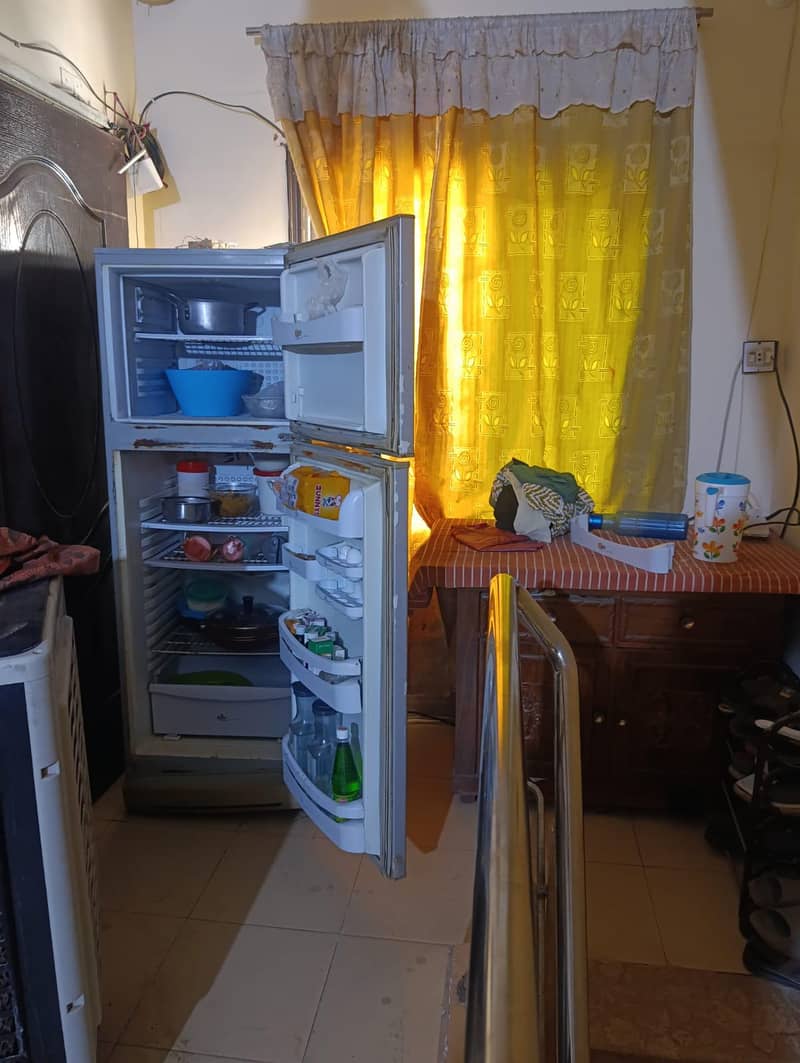 Refrigerator 1