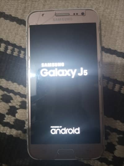 Samsung Galaxy J5 in OK condition no fault