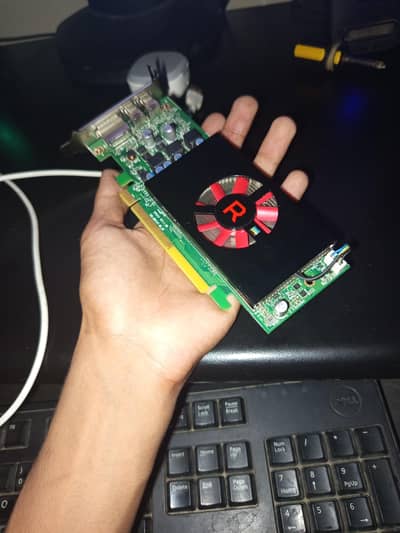 Rx 550 4 gb gddr5 low profile 10/10 condition