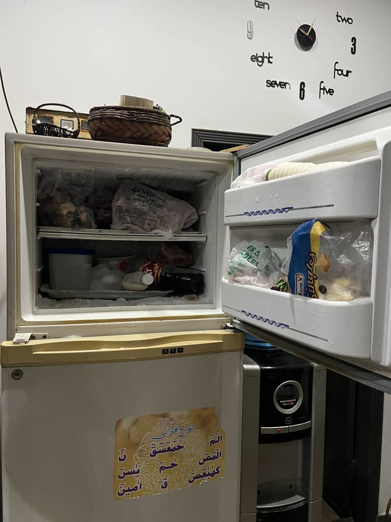 Dawlance Double Door Refrigerator Fridge for sale Excellent condition 3