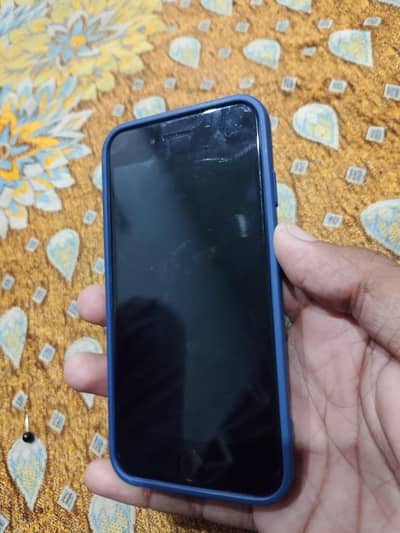 Apple iPhone 7
