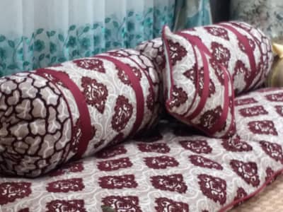 Bridal Velvet 10-Piece Set 2 Gadda 4 Takiye 4 Cushion COD Quetta