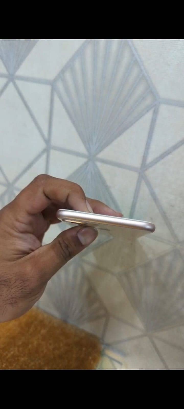 Apple iPhone 8 Plus 1