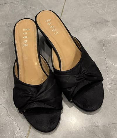 Black Wedges