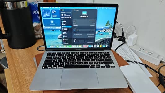 Apple MacBook air M1 8+256