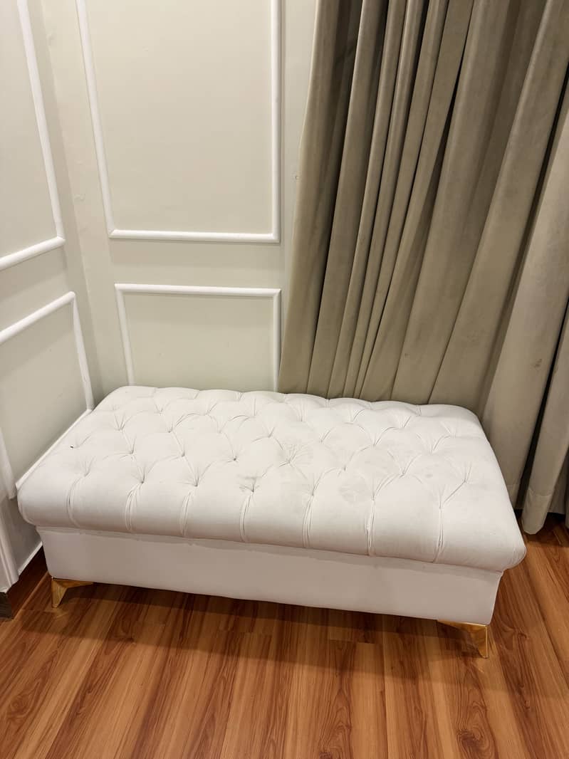 Master bed side table’s dressing table setti sofa 0