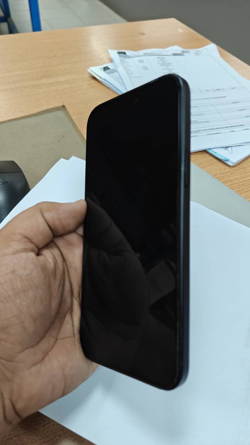 Apple iPhone 15 plus 1