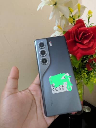 Tecno CAMON 40 Pro