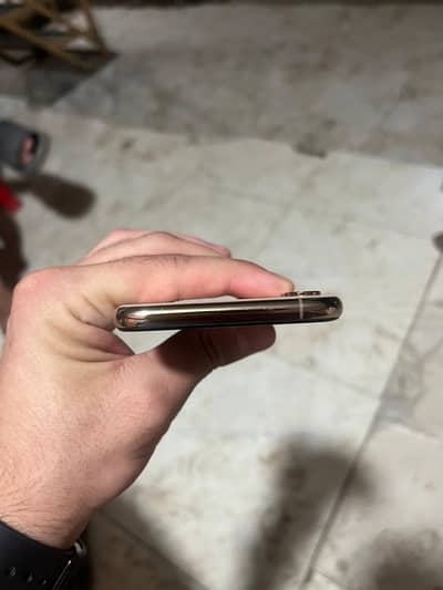 Iphone XS PTA Approved 64 GB