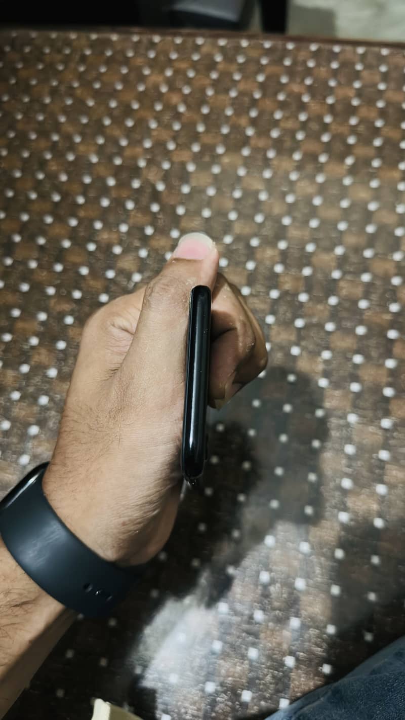 Apple iPhone 7 1