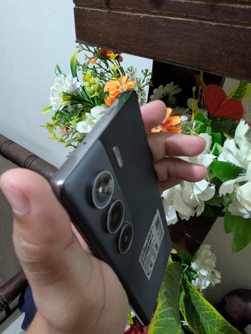 Tecno CAMON 40 Pro 5