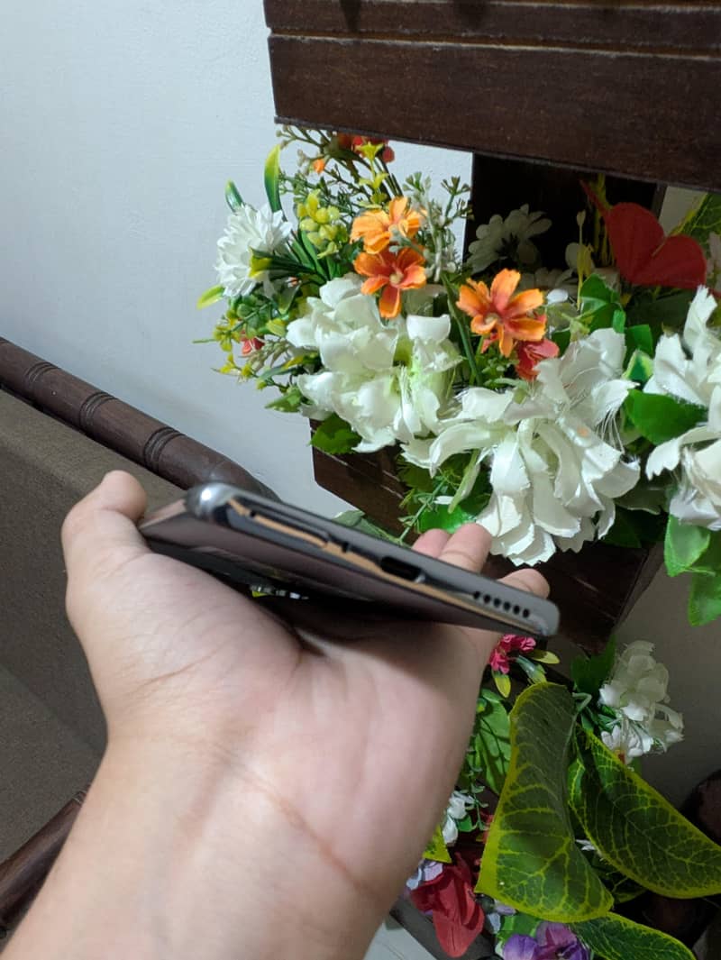 Tecno CAMON 40 Pro 6