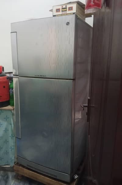 PEL Full Size refrigerator