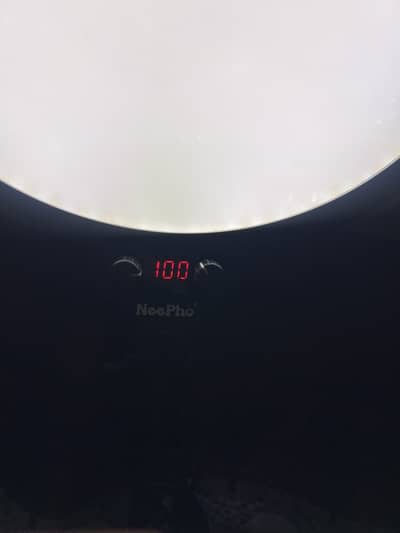 10/9 condition neepho ring light with stand