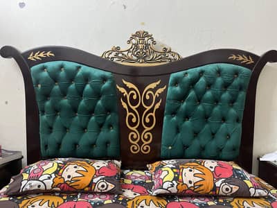 ROYAL EMERALD BED SET -King size bed and 2 side table with 2 drawers