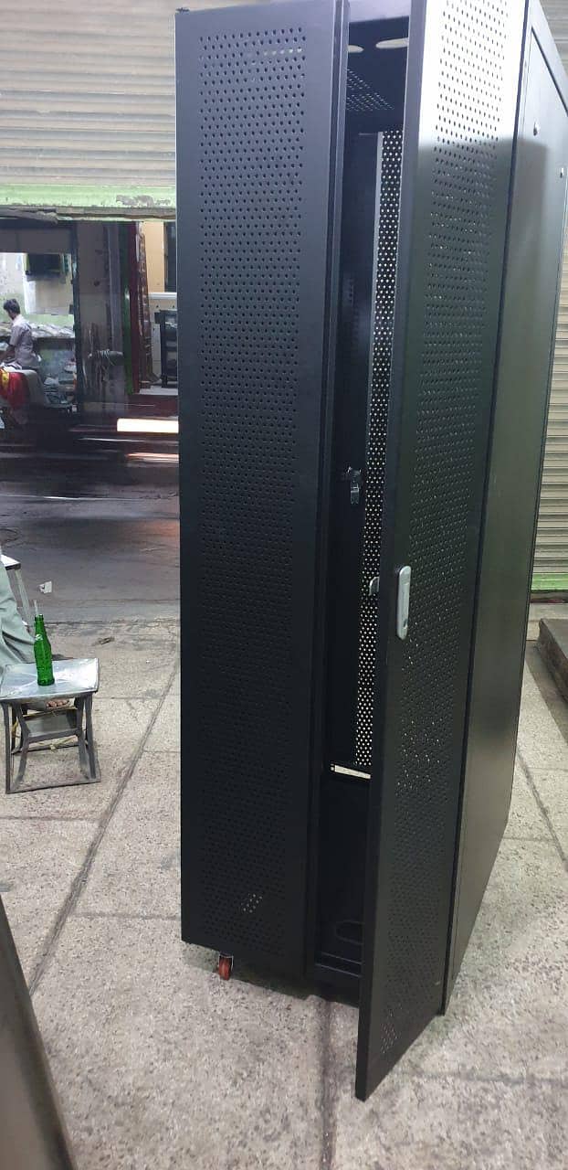 New Server Rack 42U 3