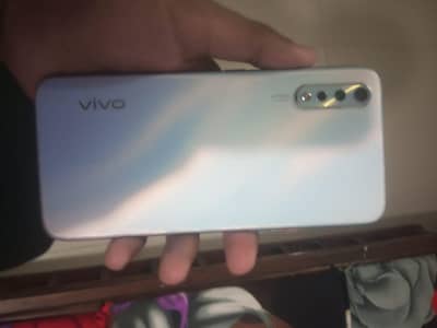 Vivo S1