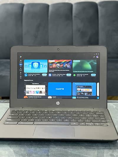 Chromebook with 4 years play store updates