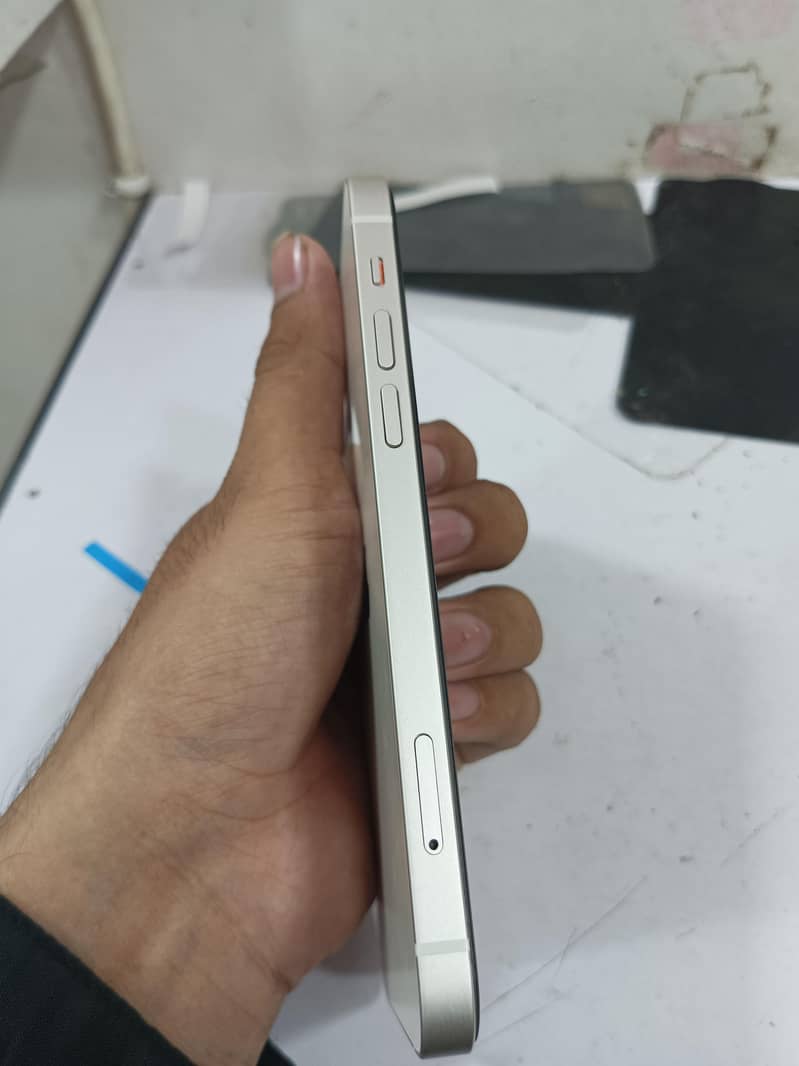 Iphone 12 3