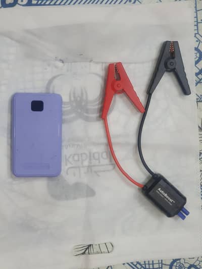 LITMUS power bank and car jump starter