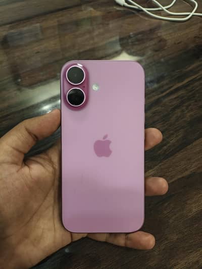 Apple iPhone 16