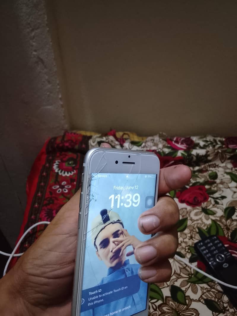 Apple iPhone 8 2