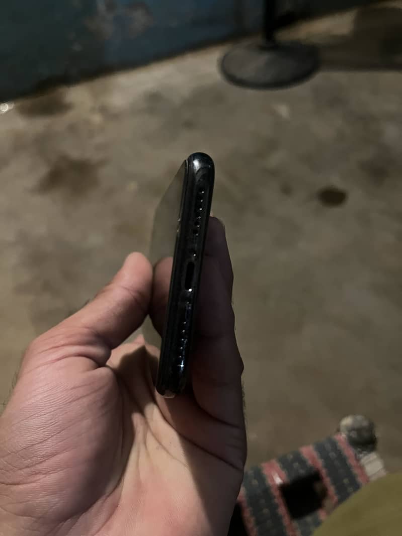 Apple iPhone X 1