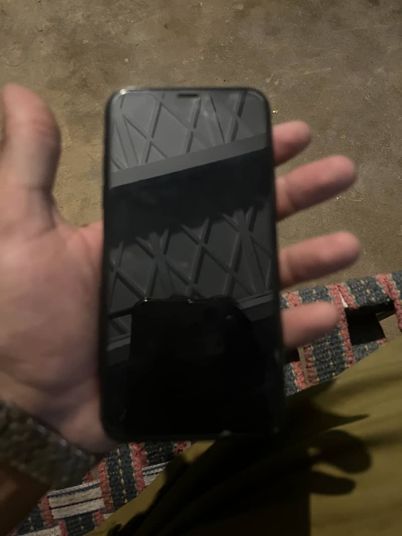 Apple iPhone X 4