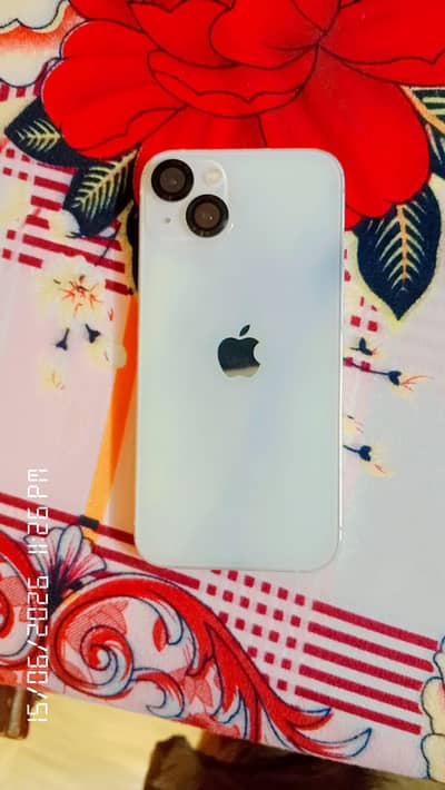 Apple iPhone 13