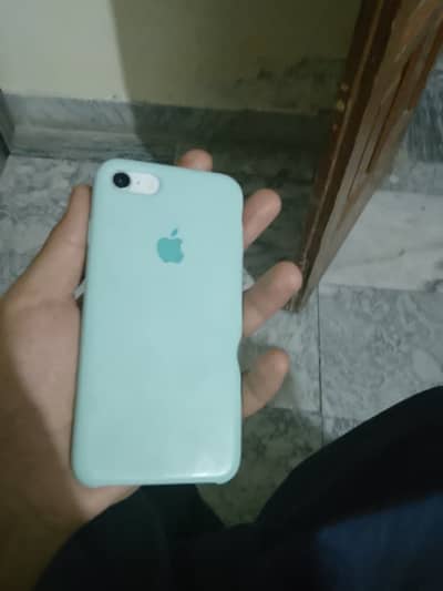 Apple iPhone SE
