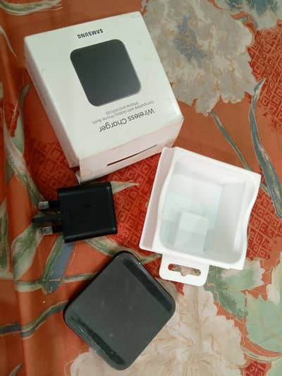 Wireless charger Urgent Sale