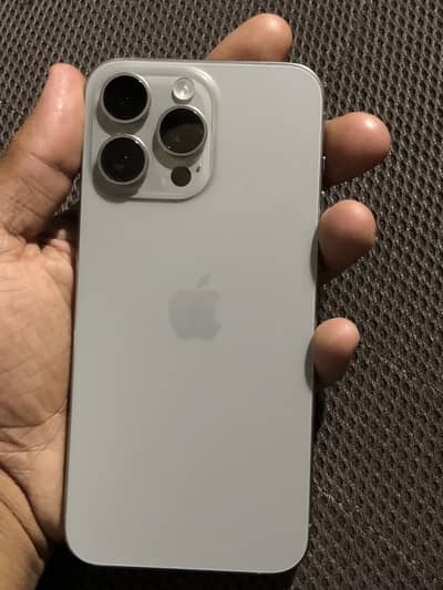 Apple iPhone 15 Pro Max