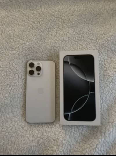 Apple iPhone 16 Pro Max